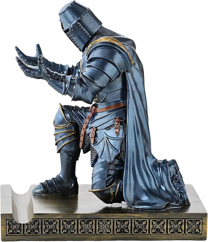 NCQIXIAO Medieval Templar Vanguard Officer Knight Pen Holder Pen Stand Desk Organizers and Accessories Resin Mobile Phone Stand as Gift for Office and Home Desk Organizer (Blue)