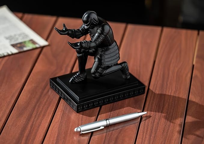 Amoysanli Knight Pen Holder Desk Organizers and Accessories Desk Decor Resin Pen Holder as Gift with a Cool Pen for Office and Home (Black)