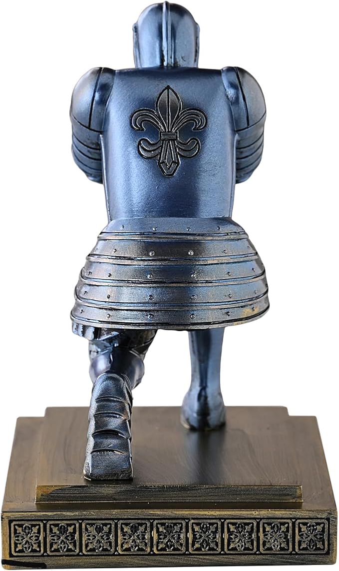 Amoysanli Knight Pen Holder Desk Organizers and Accessories Desk Decor Resin Pen Holder as Gift with a Cool Pen for Office and Home (Blue)